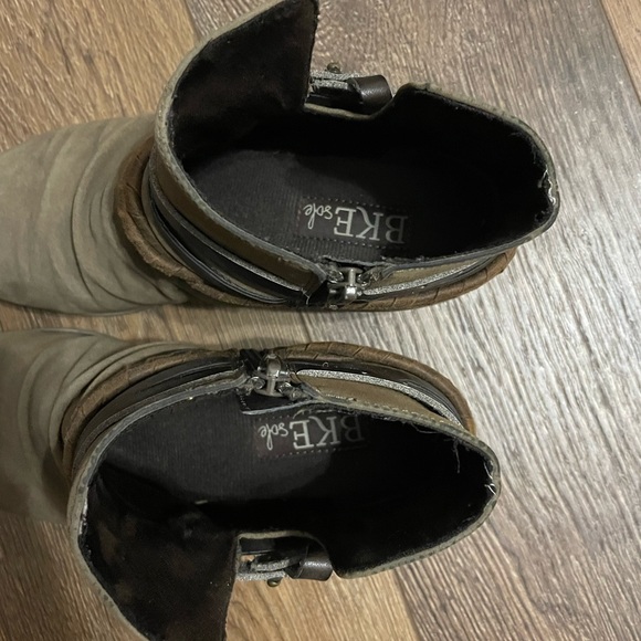 BKE sole Casey size 7.5 - Picture 4 of 9